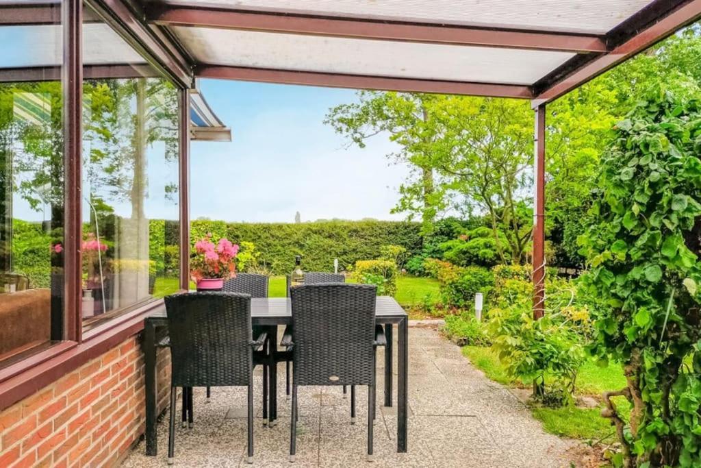 Zeeuwse Rust Stavenisse Villa ภายนอก รูปภาพ